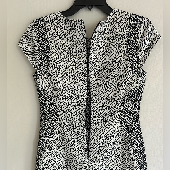 DVF DIANE VON FURSTENBERG Pele Snake Wave Jacquard Dress Office Cocktail Size 6 - Picture 11 of 15